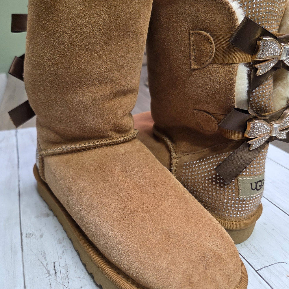 UGG Tan Boots with Glitter Bows - Picture 3 of 7